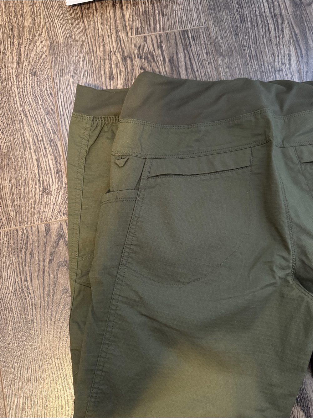 NEW Prana Olive Green Women's Cargo Jogger Pants - Picture 5 of 5
